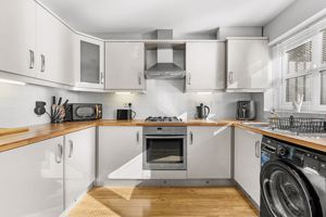 Photo 16- click for photo gallery